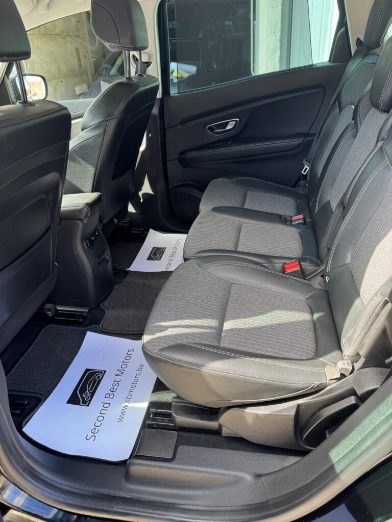 Verkocht !! Renault Grand Scenic 1.3 TCE 140 EDC INTENS – 103 kW – 2022 – Slechts 76.398 km – 1ste eigenaar (BTW-wagen)