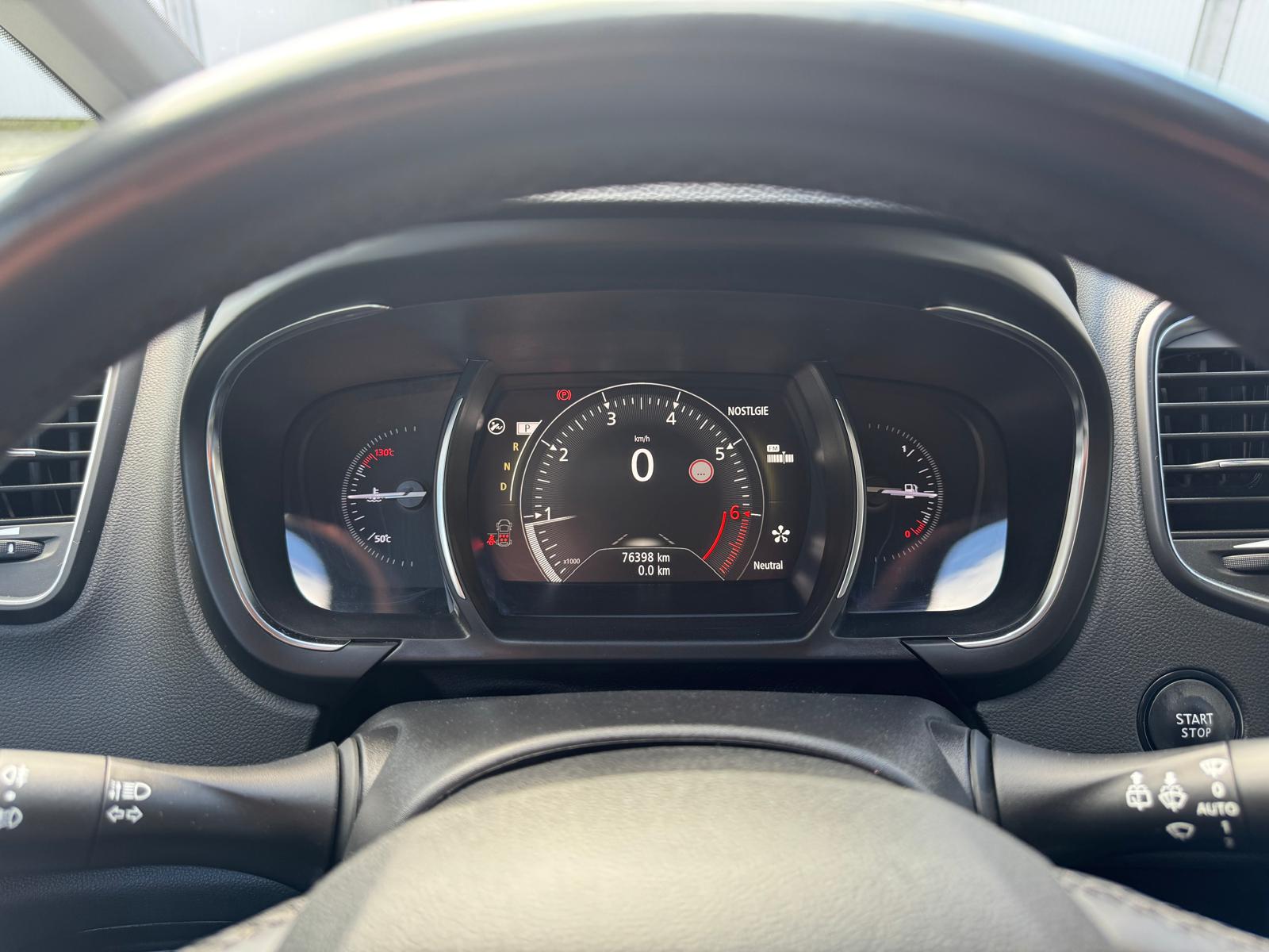 Verkocht !! Renault Grand Scenic 1.3 TCE 140 EDC INTENS – 103 kW – 2022 – Slechts 76.398 km – 1ste eigenaar (BTW-wagen)