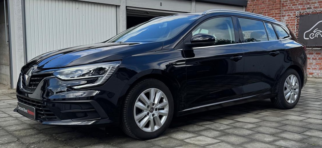 Vendu !! Renault Megane SW 1.33 TCe Zen – déjà avec contrôle technique pour la vente – Manuel – 85 kW – 05/2021 – 57.784 km