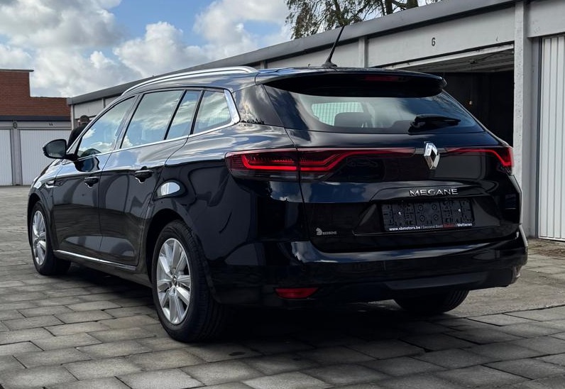 Verkocht !! Renault Megane SW 1.33 TCe Zen – reeds gekeurd voor verkoop – Manueel – 85 kW – 05/2021 – 57.784 km