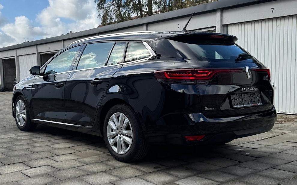 Verkocht !! Renault Megane SW 1.33 TCe Zen – reeds gekeurd voor verkoop – Manueel – 85 kW – 05/2021 – 57.784 km