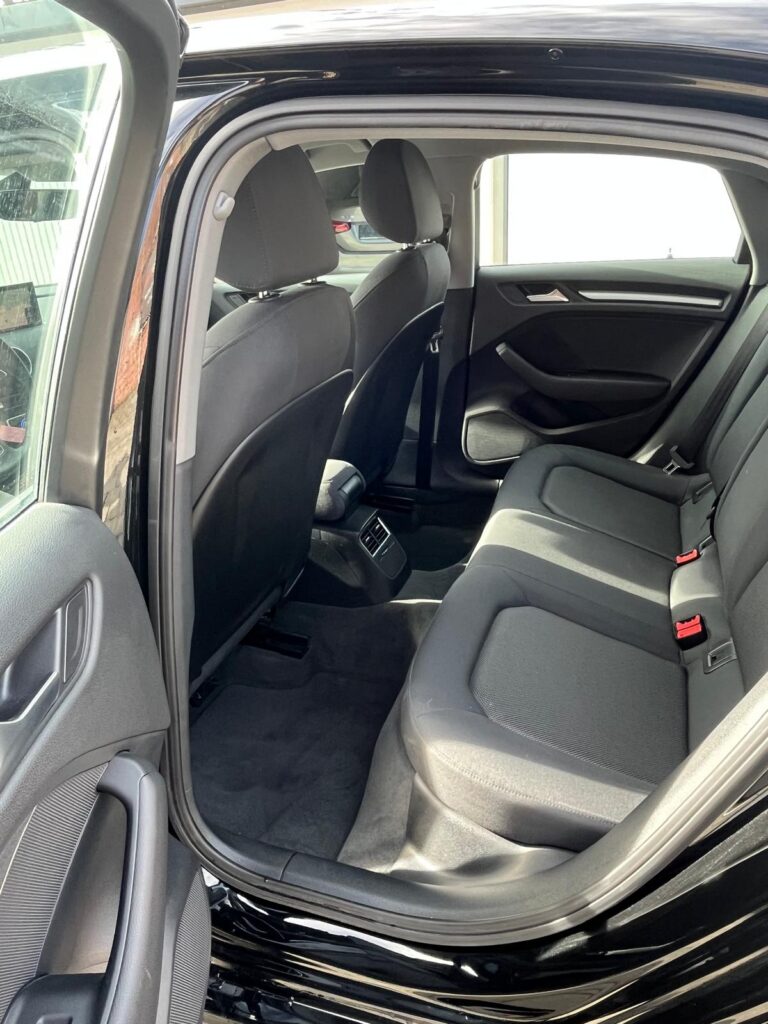 Vendu !! Audi A3 Berline 30 TFSI Essence – Année 2019 – État exceptionnel