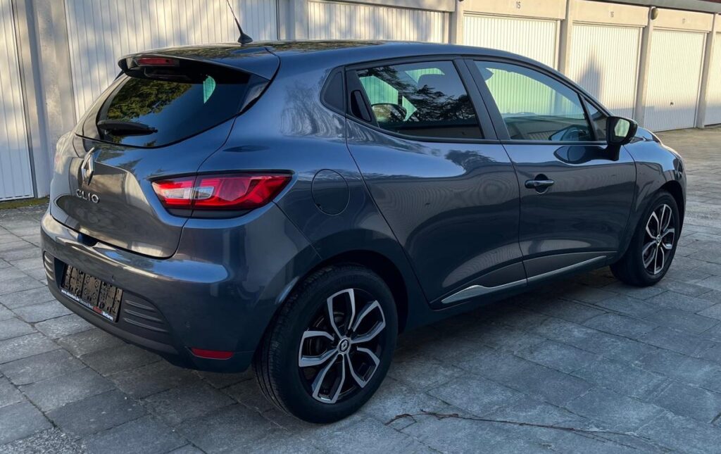 Vendu !! Renault Clio 5d – Année 2020 – Premier propriétaire – État impeccable