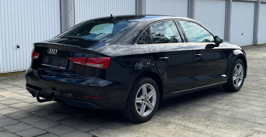 Vendu !! Audi A3 Berline 30 TFSI Essence – Année 2019 – État exceptionnel
