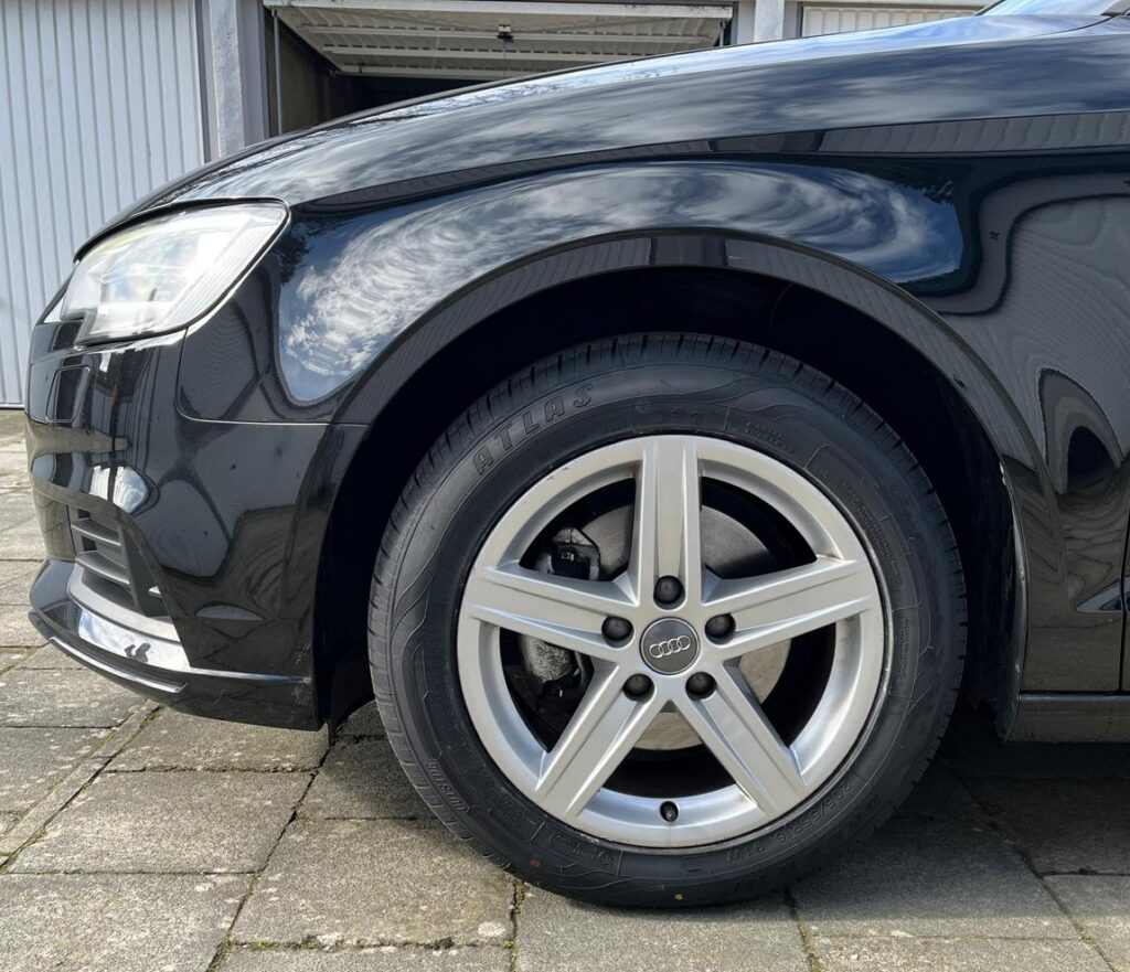 Vendu !! Audi A3 Berline 30 TFSI Essence – Année 2019 – État exceptionnel