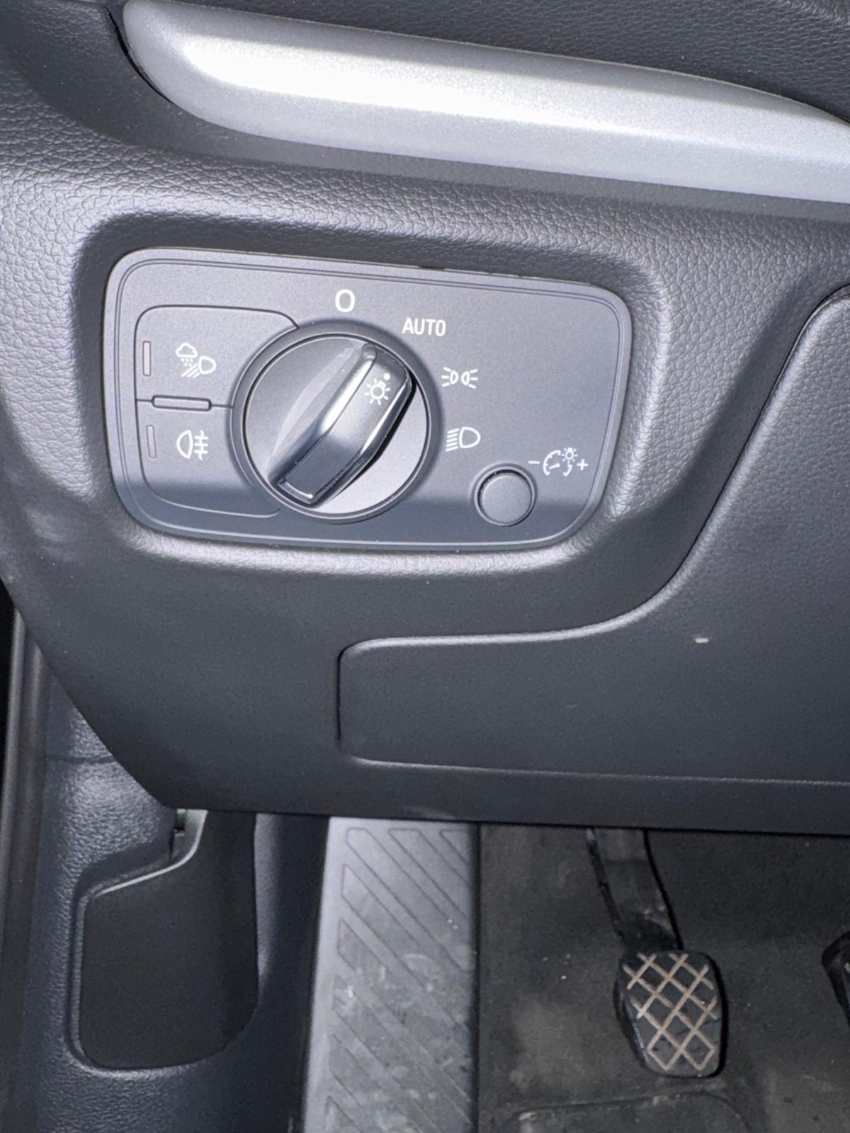 Verkocht !! Audi A3 Berline 30 TFSI Benzine – Bouwjaar 2019 – Topstaat