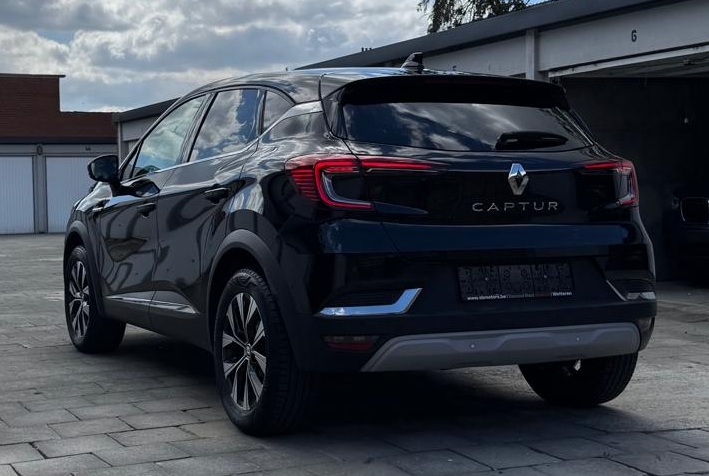 Verkocht !! Renault Captur 1.0 TCe 90 Techno – 2022 – Slechts 55.412 km – Eerste eigenaar – BTW-wagen
