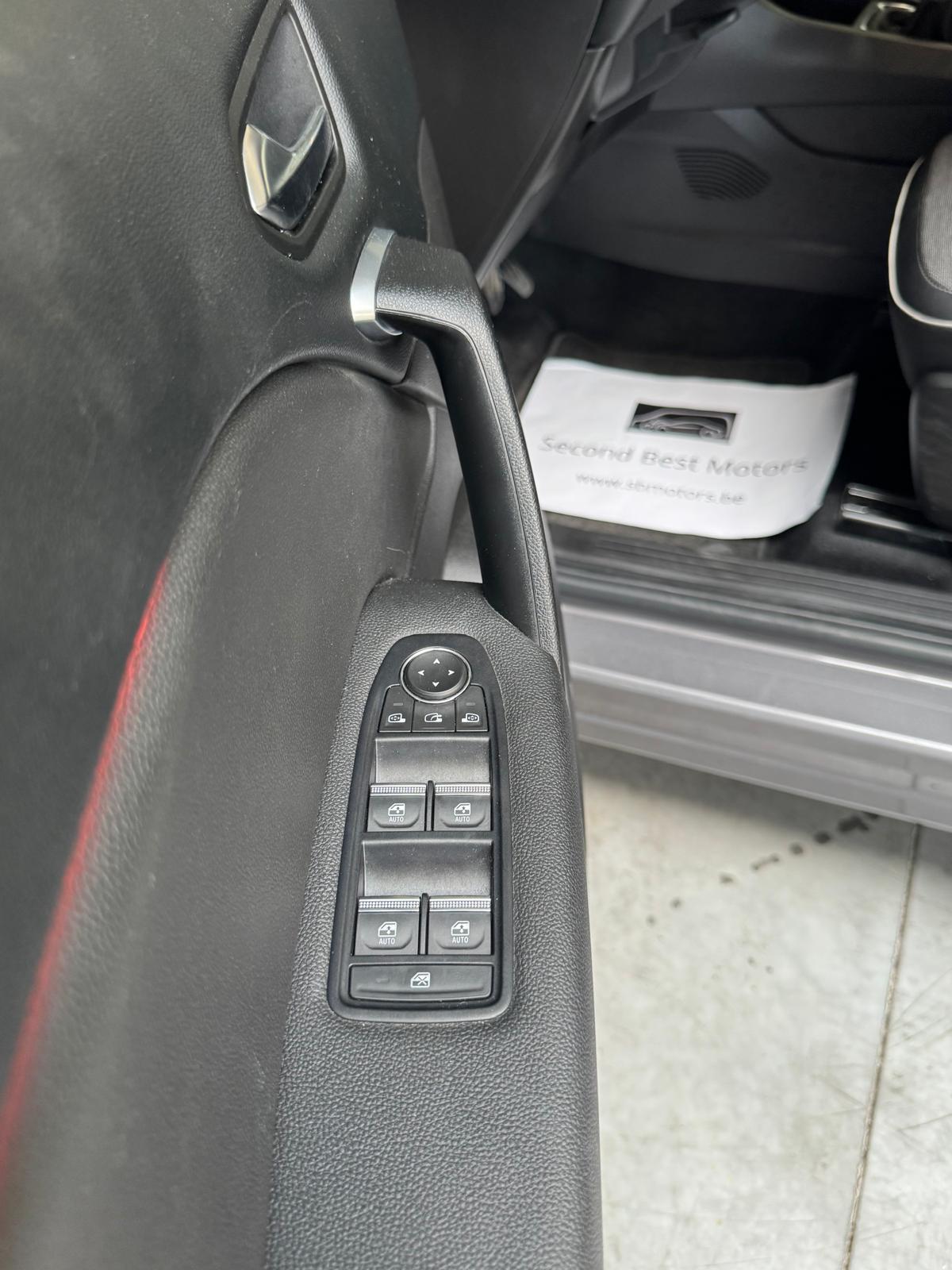 Verkocht !! Renault Captur 1.0 TCe 90 Intens – 2022 – Slechts 47.239 km – Eerste eigenaar – BTW-wagen