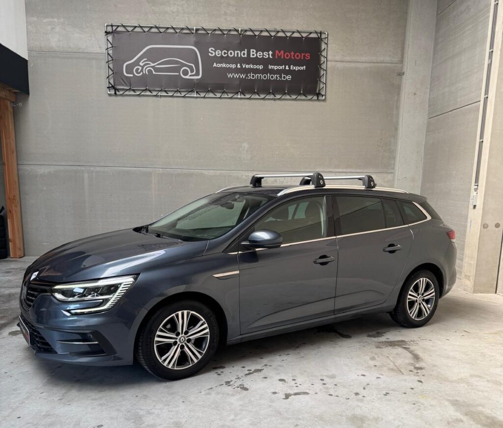Verkocht !! Renault Mégane IV Grandtour Intens 1.3 TCe 103 kW 12/01/2022 62.089 km 1ste eigenr (BTW wagen)