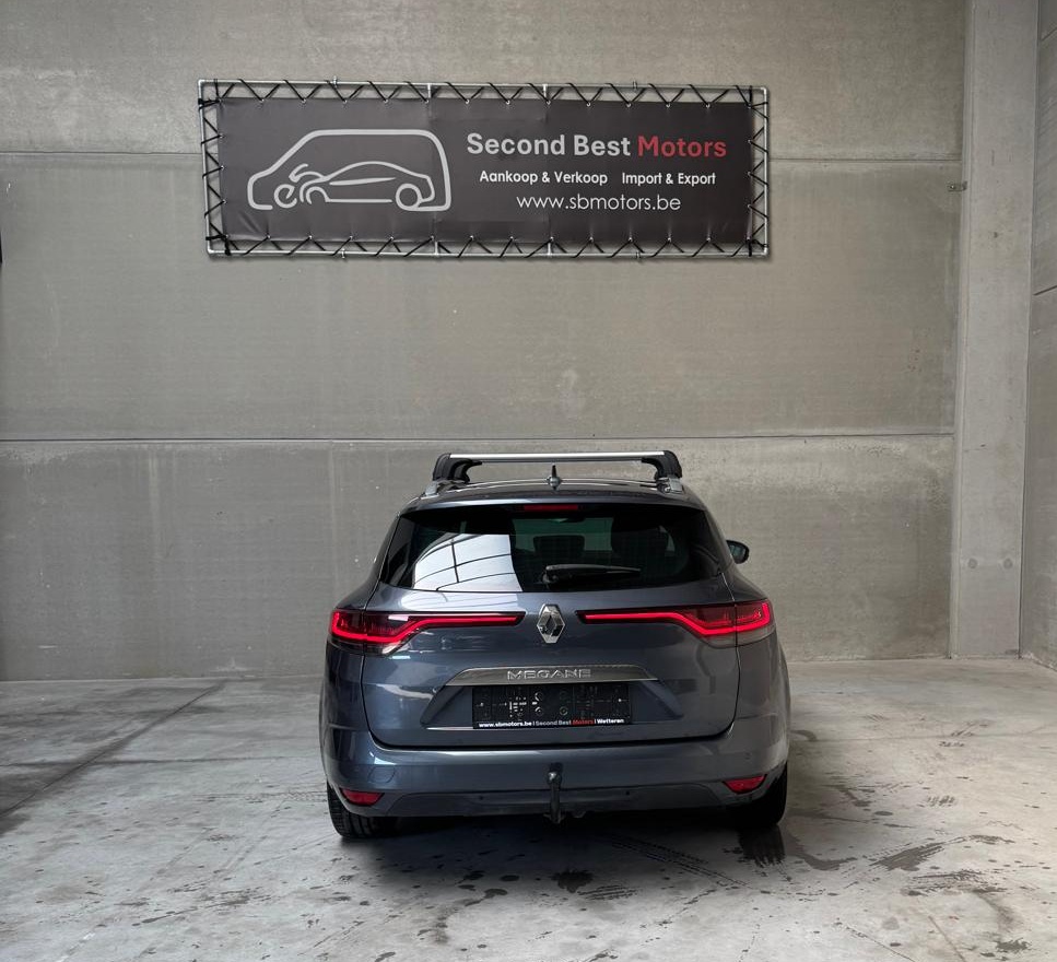 Verkocht !! Renault Mégane IV Grandtour Intens 1.3 TCe 103 kW 12/01/2022 62.089 km 1ste eigenr (BTW wagen)