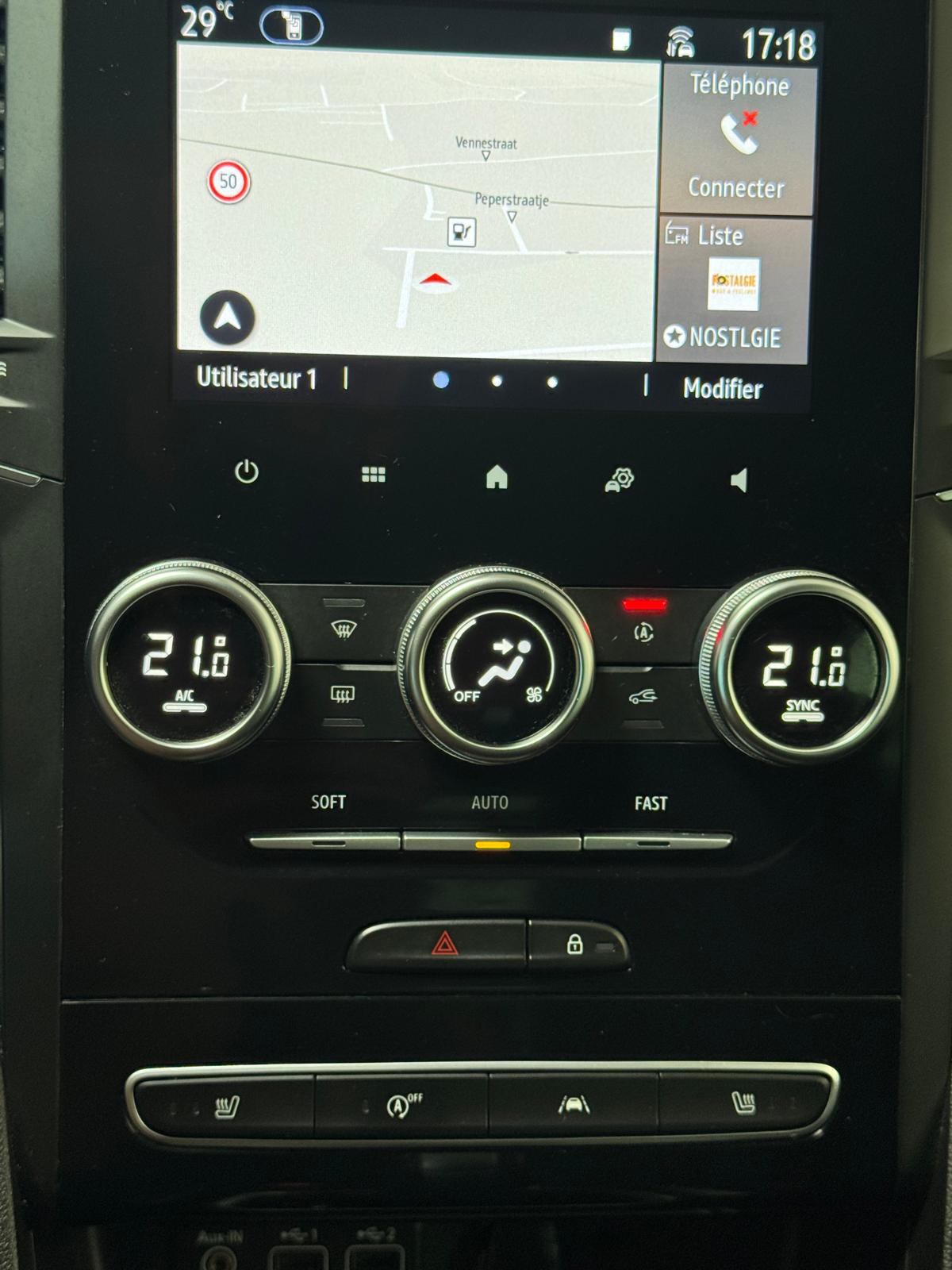 Verkocht !! Renault Mégane IV Grandtour Intens 1.3 TCe 103 kW 12/01/2022 62.089 km 1ste eigenr (BTW wagen)