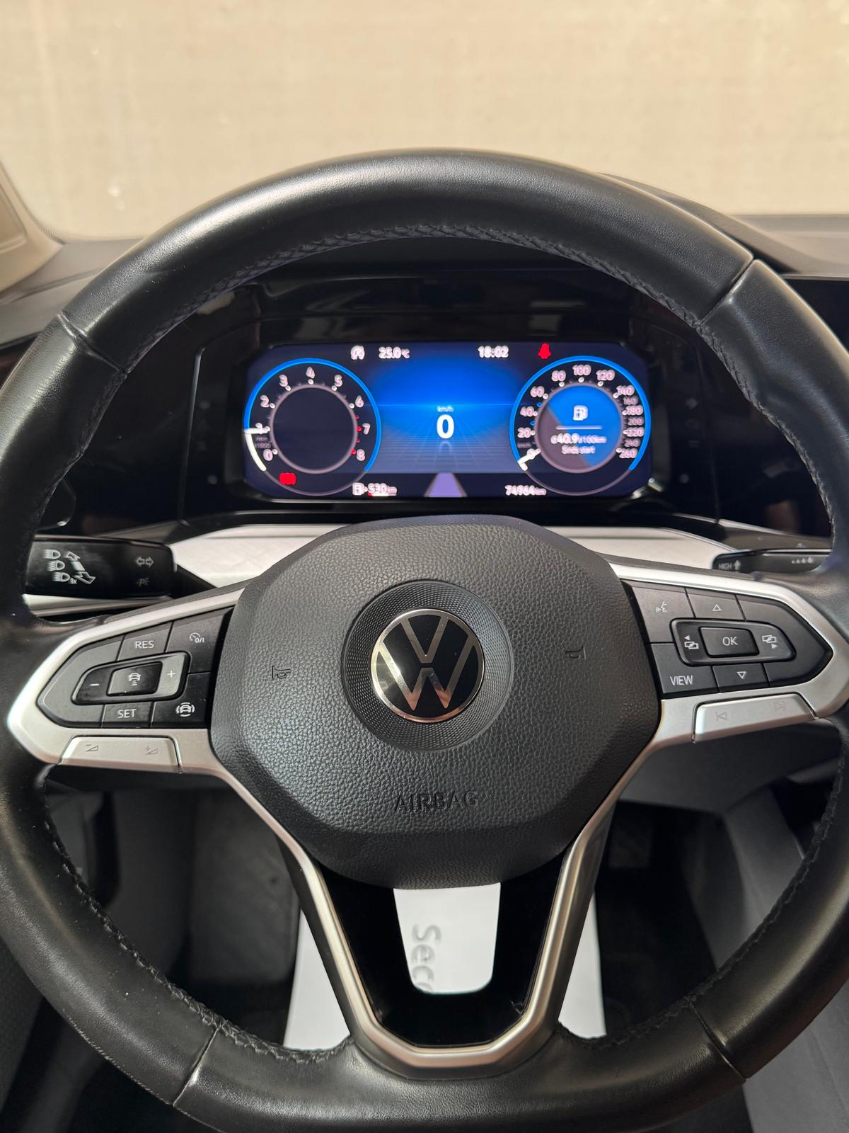 Vendu !! Volkswagen Golf VIII Variant Life 1.5 TSI ACT – 96 kW – 2022 – 74.754 km 1er propriétaire (véhicule TVA)