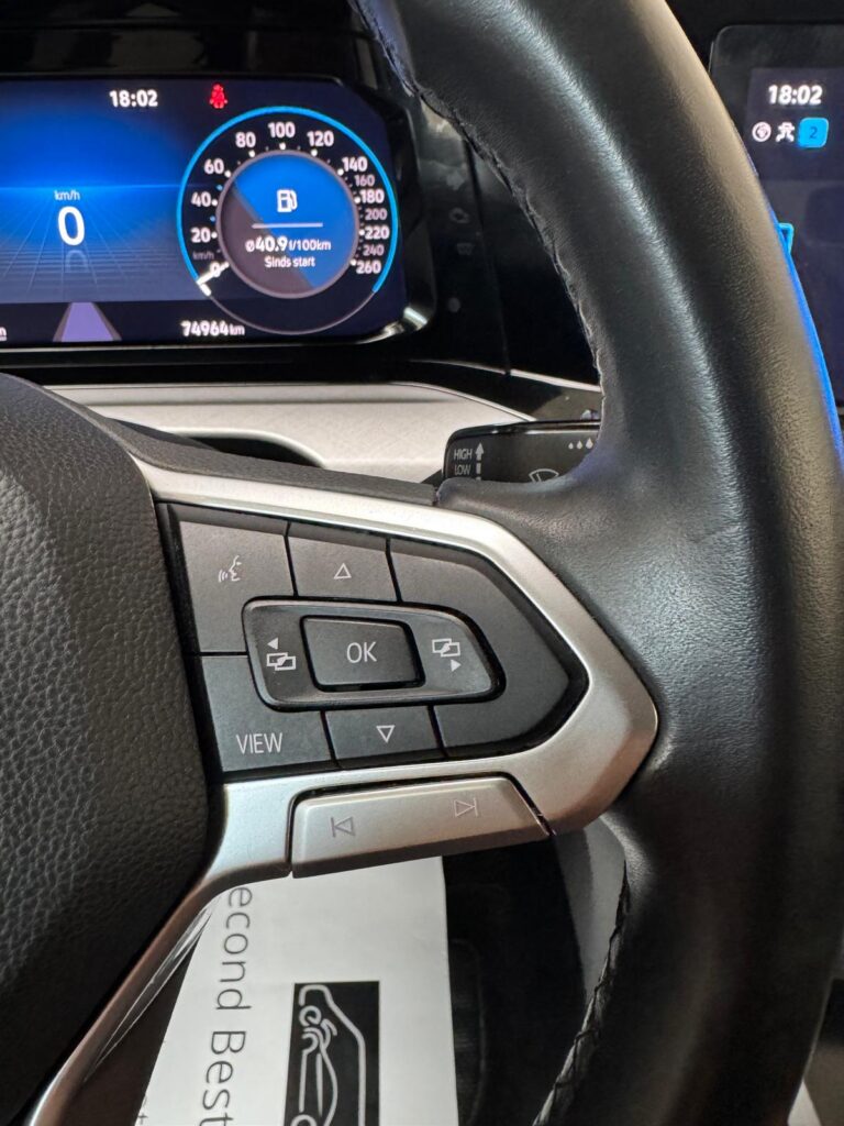 Vendu !! Volkswagen Golf VIII Variant Life 1.5 TSI ACT – 96 kW – 2022 – 74.754 km 1er propriétaire (véhicule TVA)