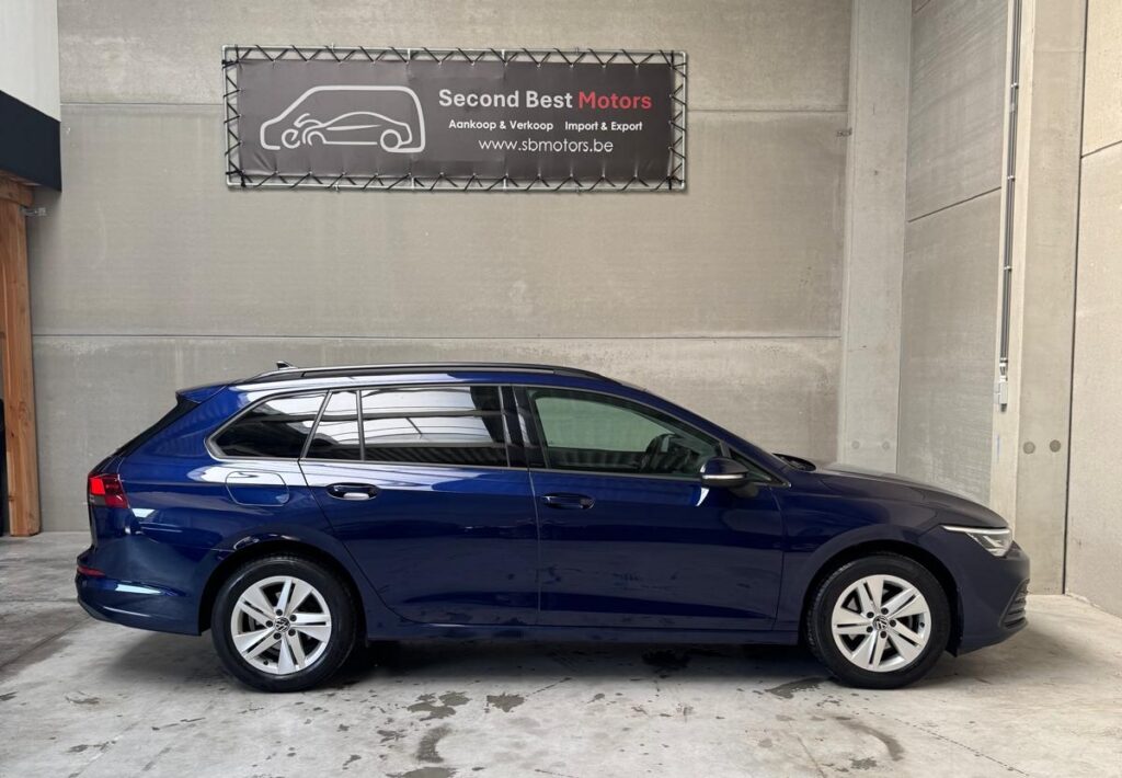 Vendu !! Volkswagen Golf VIII Variant Life 1.5 TSI ACT – 96 kW – 2022 – 74.754 km 1er propriétaire (véhicule TVA)