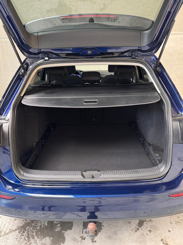 Vendu !! Volkswagen Golf VIII Variant Life 1.5 TSI ACT – 96 kW – 2022 – 74.754 km 1er propriétaire (véhicule TVA)