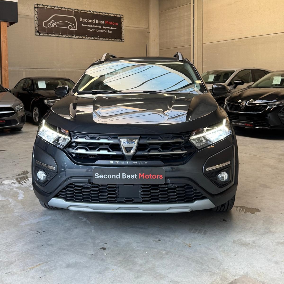 Verkocht !! Dacia Sandero Stepway 1.0 TCe 90 Comfort + City Pack – 2022 – Slechts 25.110 km – Eerste eigenaar
