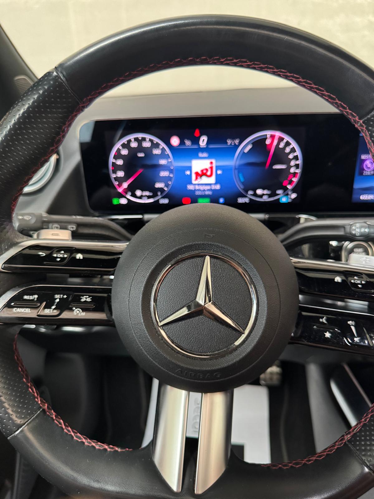 Verkocht !! Mercedes GLA 250e Business & AMG Line – Panoramadak – 16/11/2023 – Slechts 53.501 (1ste eigenr)