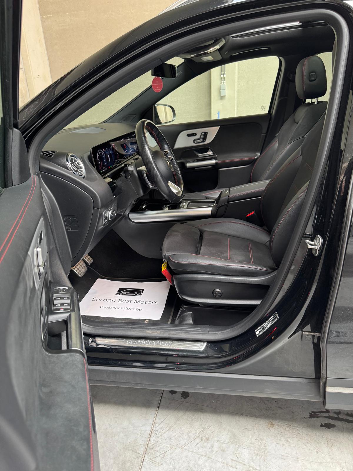 Verkocht !! Mercedes GLA 250e Business & AMG Line – Panoramadak – 16/11/2023 – Slechts 53.501 (1ste eigenr)