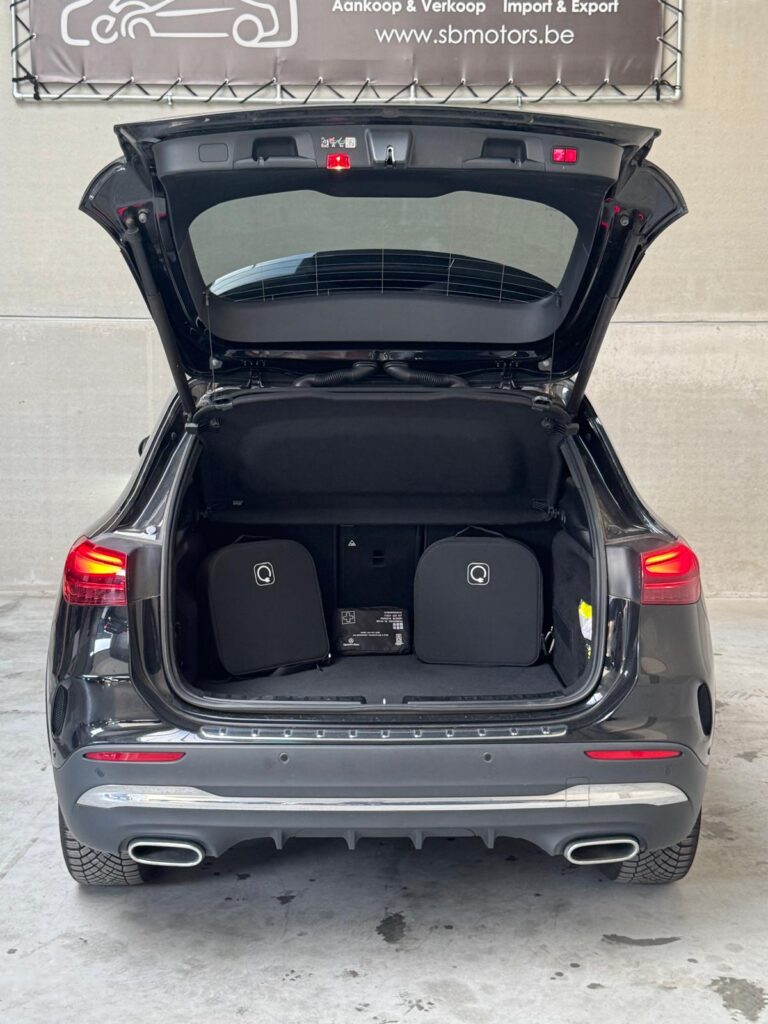 Verkocht !! Mercedes GLA 250e Business & AMG Line – Panoramadak – 16/11/2023 – Slechts 53.501 (1ste eigenr)