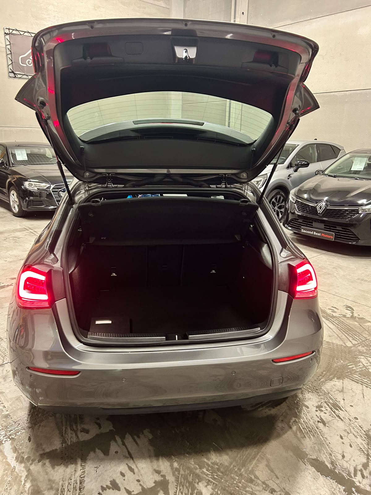 Verkocht !! Mercedes A‑Klasse 180 Business Edition – Automaat – 2022 – Slechts 47.736 km – Eerste eigenaar – BTW‑wagen
