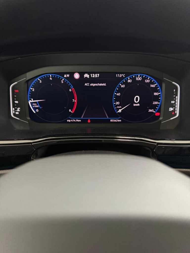 Volkswagen Touran 1.5 TSI Business – 150 pk – Manueel – 5 plaatsen – 19/09/2023 – 85.472 km – Eerste eigenaar – BTW-wagen