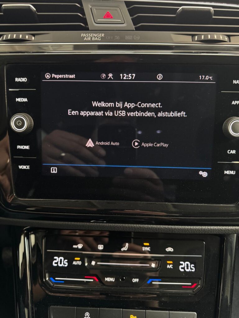 Volkswagen Touran 1.5 TSI Business – 150 pk – Manueel – 5 plaatsen – 19/09/2023 – 85.472 km – Eerste eigenaar – BTW-wagen