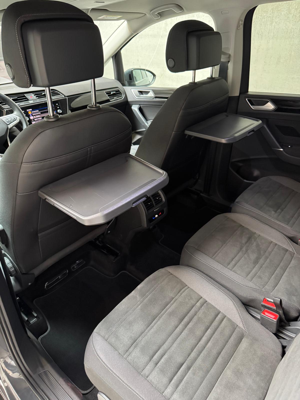 Volkswagen Touran 1.5 TSI Business – 150 pk – Manueel – 5 plaatsen – 19/09/2023 – 85.472 km – Eerste eigenaar – BTW-wagen